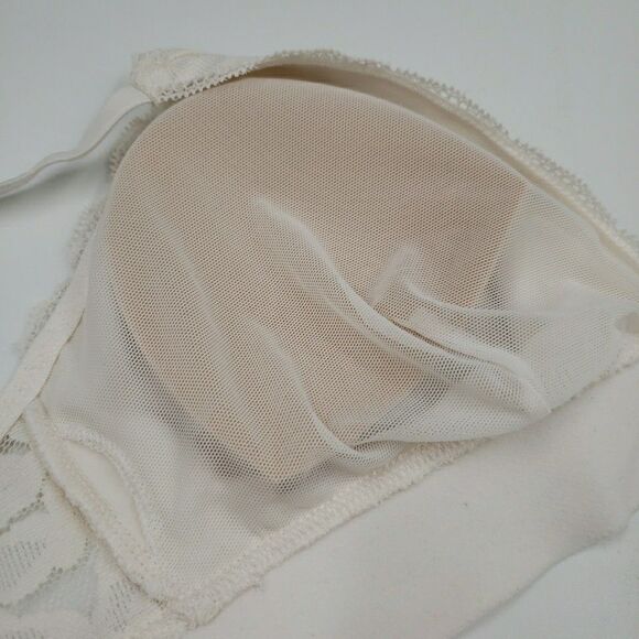 Victorias Secret Sz Small Bra Ivory Lace Lightly Lined Wireless Plunge Bralette - Picture 9 of 16